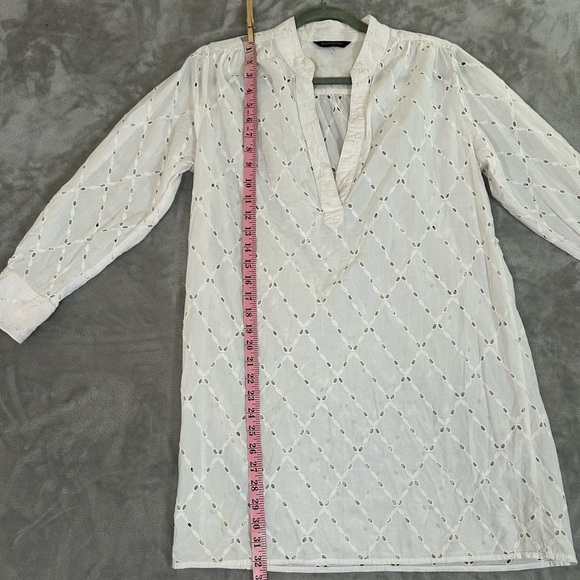 Banana Republic eyelet long sleeve off white v- neck mini dress - Picture 6 of 9